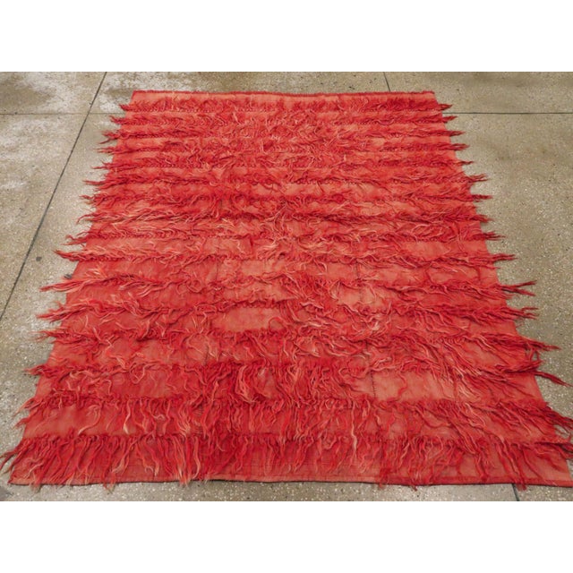 Galerie Shabab Collection Mid-20th Century Shaggy Turkish Rug With a Red Tribal Design For Sale - Image 4 of 10
