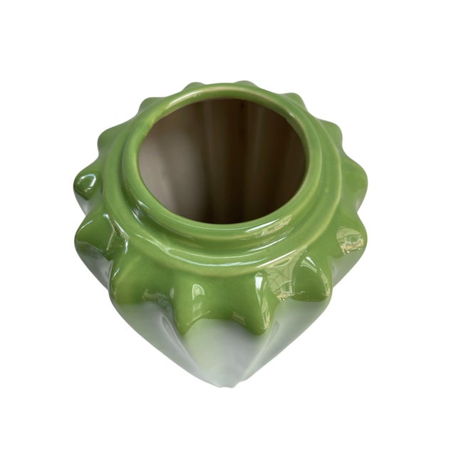 1980s Vintage Kelly Green Tall Slender Fluted Vase For Sale - Image 5 of 7