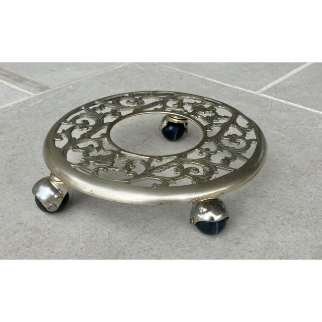 1970s Circa 1970 Cast Brass Leaf & Vine “Filigree” Design Rolling Plant Caddy For Sale - Image 5 of 16