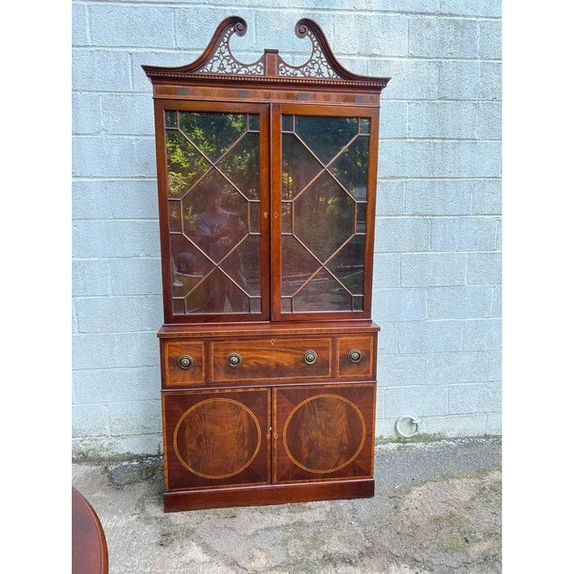 English Antique George III Style Satinwood Inlaid Mahogany Cabinet. Circa 1920s For Sale - Image 3 of 12