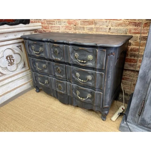 18th Century French Louis XV Lyonnaise Commode en Arbelete For Sale - Image 9 of 13