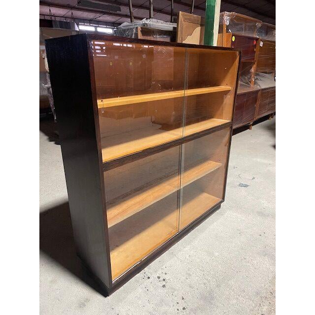 Display case ,showcase,art-deco, 1930 by jidrich halabala art-deco in superb original condition, 1920-1940 dims: h= 128 w=...