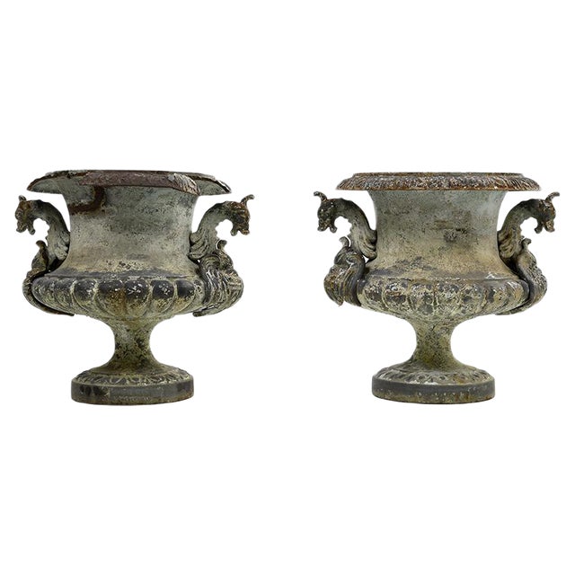 XVIII Century Medicis Vases, Set of 2 For Sale