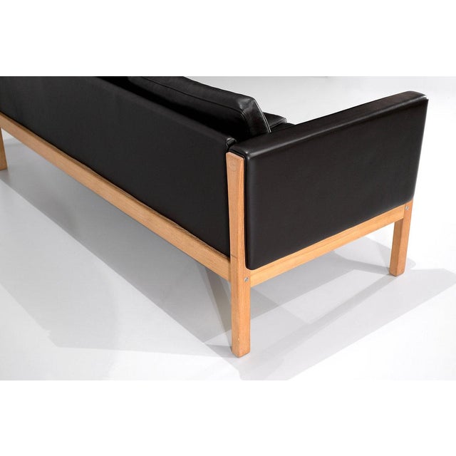 1960s CH163 Sofa by Hans J. Wegner for Carl Hansen & Son, Denmark, 1965 For Sale - Image 5 of 16