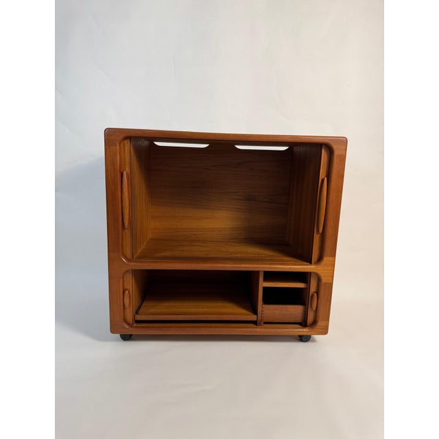 Wood Vintage Sideboard in Teak from Dyrlund, 1960s For Sale - Image 7 of 10