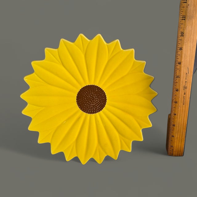 Late 20th Century Late 20th Century Ceramic Yellow Sunflower Shaped Harvest Spice Serving Plates - Set of Four For Sale - Image 5 of 6