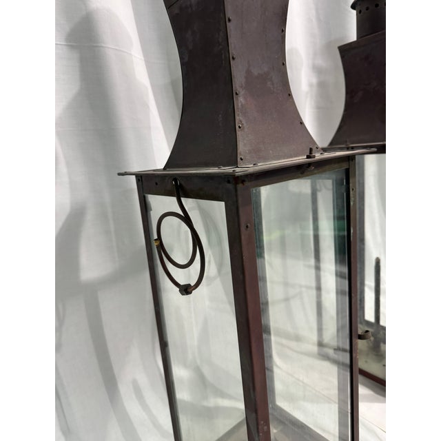Iron Stone Gas Lanterns - London Regency Model - Set of 2 For Sale - Image 4 of 5