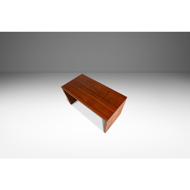 Mid-Century Modern Mid-Century Modern Minimalist Hand-Made / Custom-Made Studio / Gallery Bench in Walnut, Usa, C. 1980s For Sale - Image 3 of 18