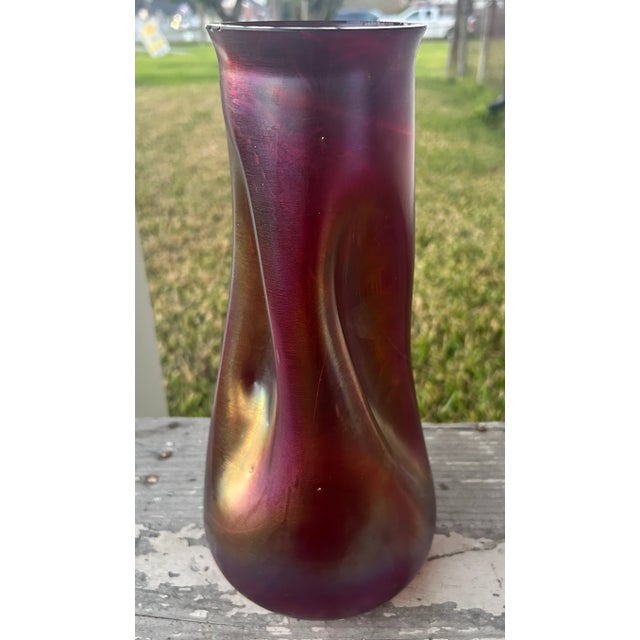 1900 - 1909 Circa 1900 Bohemian Josef Rindskopf Art Nouveau Iridescent Ruby Red Glass Striated Twist Vase For Sale - Image 5 of 11