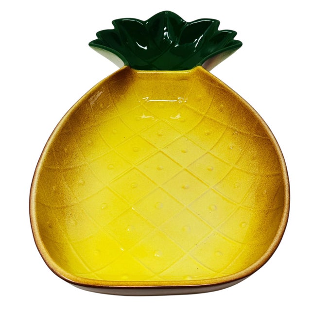 Bring a touch of classic kitsch and tropical charm to your next party with this stunning vintage California Pottery...
