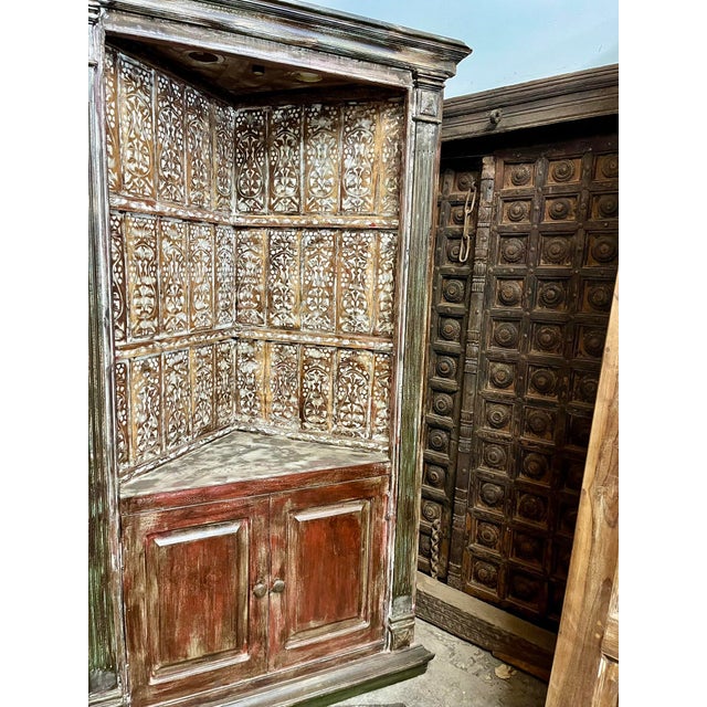 Antique Hand-Carved Corner Bookshelf | Rustic Open Wood Display Bookcase For Sale In Orlando - Image 6 of 7