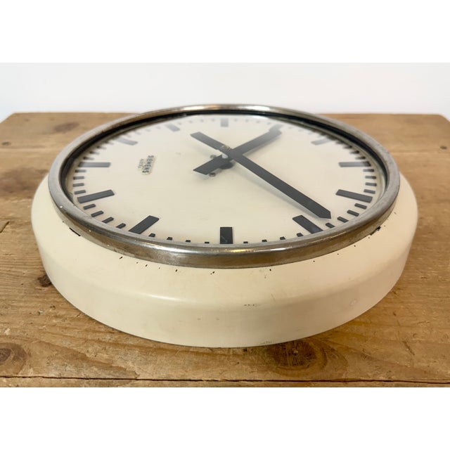 Industrial Factory Beige Wall Clock, Austria, 1960s For Sale - Image 11 of 17