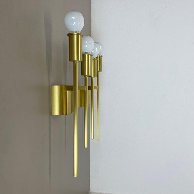 Italian Wall Lights in the manner of Stilnovo, 1950s, Set of 2 For Sale - Image 3 of 18