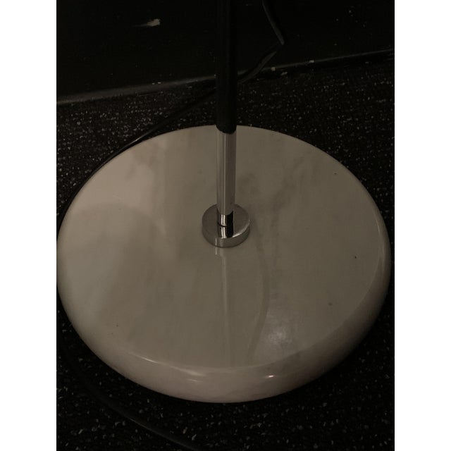 White Tegola Floor Lamp by Bruno Gecchelin for Skipper, Italy, 1970s For Sale - Image 8 of 10