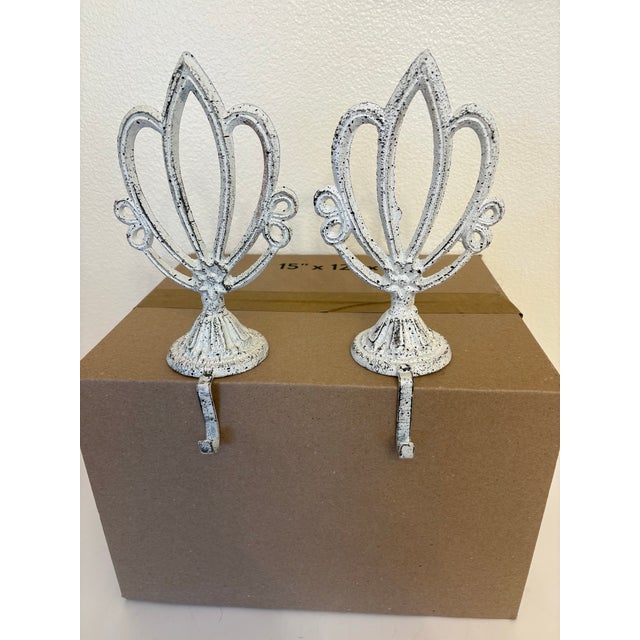 Late 20th Century Weighted Cast Iron Stocking Holders - A Pair, Style B For Sale - Image 4 of 4