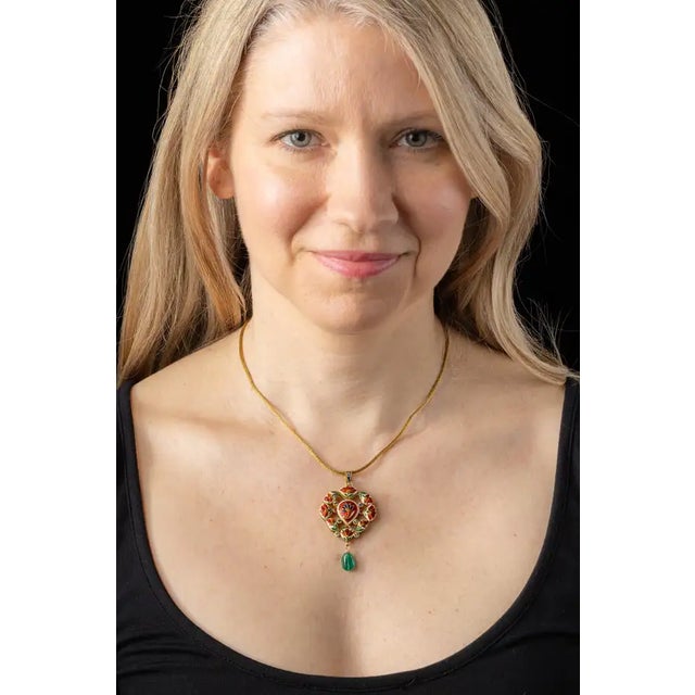 1990s 1990s 22K Gold Navratna Reversible Pendant Necklace For Sale - Image 5 of 7
