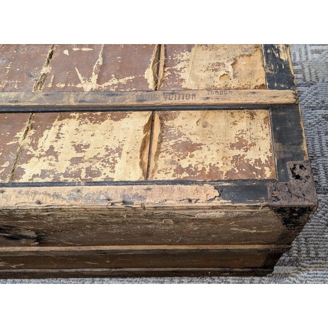 Louis Vuitton Antique Louis Vuitton Canvas Steamer Trunk (Large) For Sale - Image 4 of 17