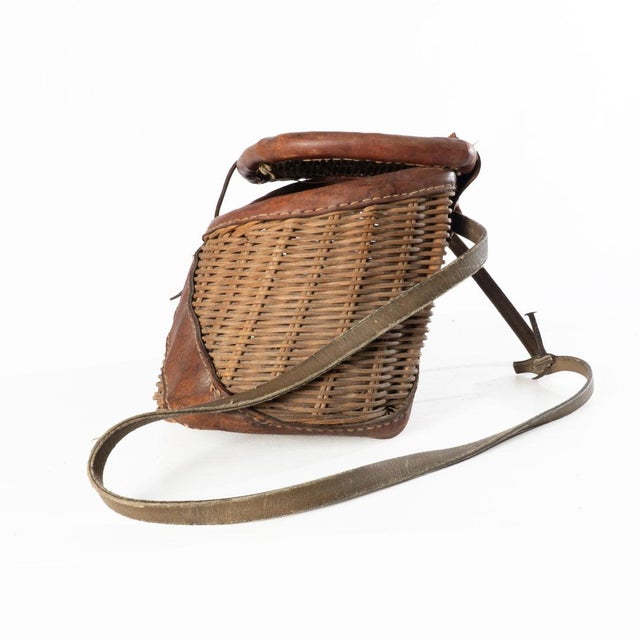 Early 20th Century Early 20th Century Fishing Creel Wicker Basket For Sale - Image 5 of 8