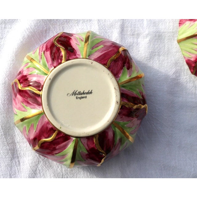 Ceramic Late 20th Century Mottahedeh Red Cabbage Tureen With Under Plate For Sale - Image 7 of 11