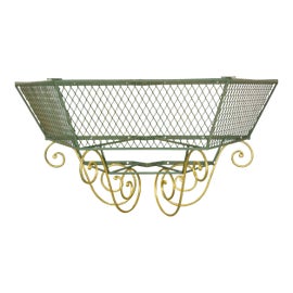 Example of Outdoor Table Bases