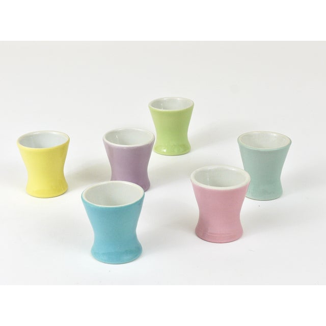 Mid-Century Modern Mid-Century Pastel Daisy Porcelain Egg Cups from Lilien, Austria, 1950s, Set of 6 For Sale - Image 3 of 14