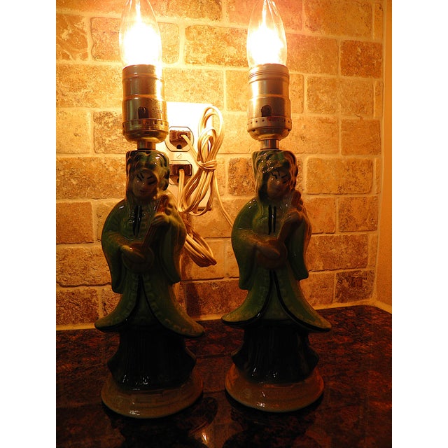 Vintage Shawnee Asian Figural Side Table Boudoir Lamps Ceramic Work - Set of 2 For Sale - Image 10 of 10