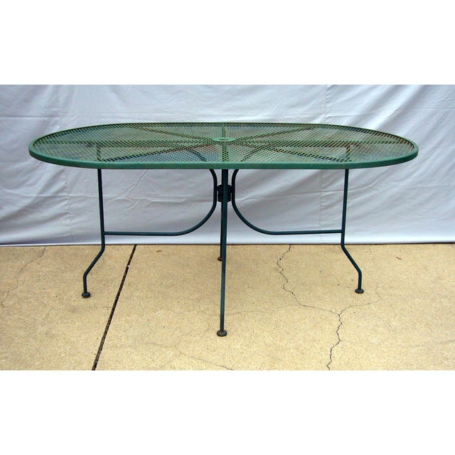 1980s Woodard Style Oval Table & 6 Spring Rocker Chairs For Sale In Chicago - Image 6 of 12