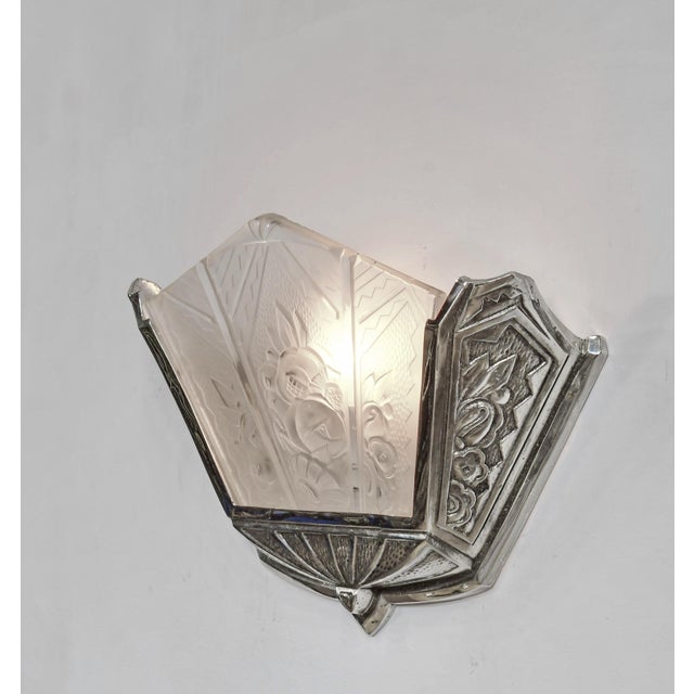 Metal Pair of 1930s Hanots French Art Deco Nickeled Bronze Fan Wall Sconces - 2 Pairs Available For Sale - Image 7 of 13