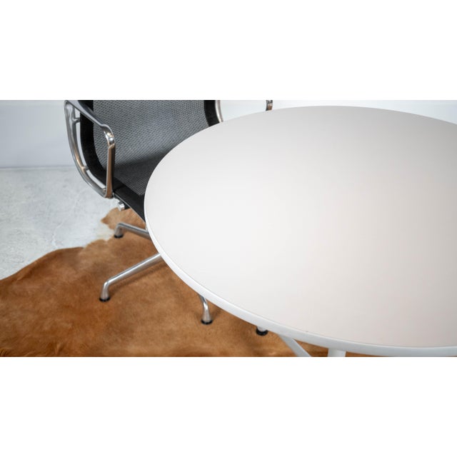 Mid-Century Modern Charles & Ray Eames for Herman Miller Aluminum Group Dining Table For Sale - Image 9 of 14