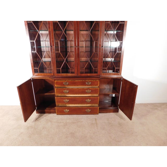 Baker Furniture Company Baker Historic Charleston Flame Mahogany Chippendale Breakfront China Cabinet For Sale - Image 4 of 16