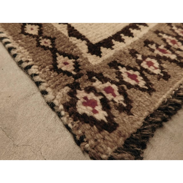 Vintage Handmade Persian Gabbeh Rug in Neutral Tones. 4'x 7'8" For Sale - Image 4 of 12