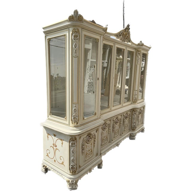 $50K+ Luxury Italian Silik Brand Dining Living Rooms Display Hutch China Cabinet Show Case in mint condition. Very rare...