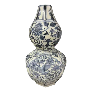 Late 20th Century Chinese Art Porcelain Blue and White Double Gourd Vase