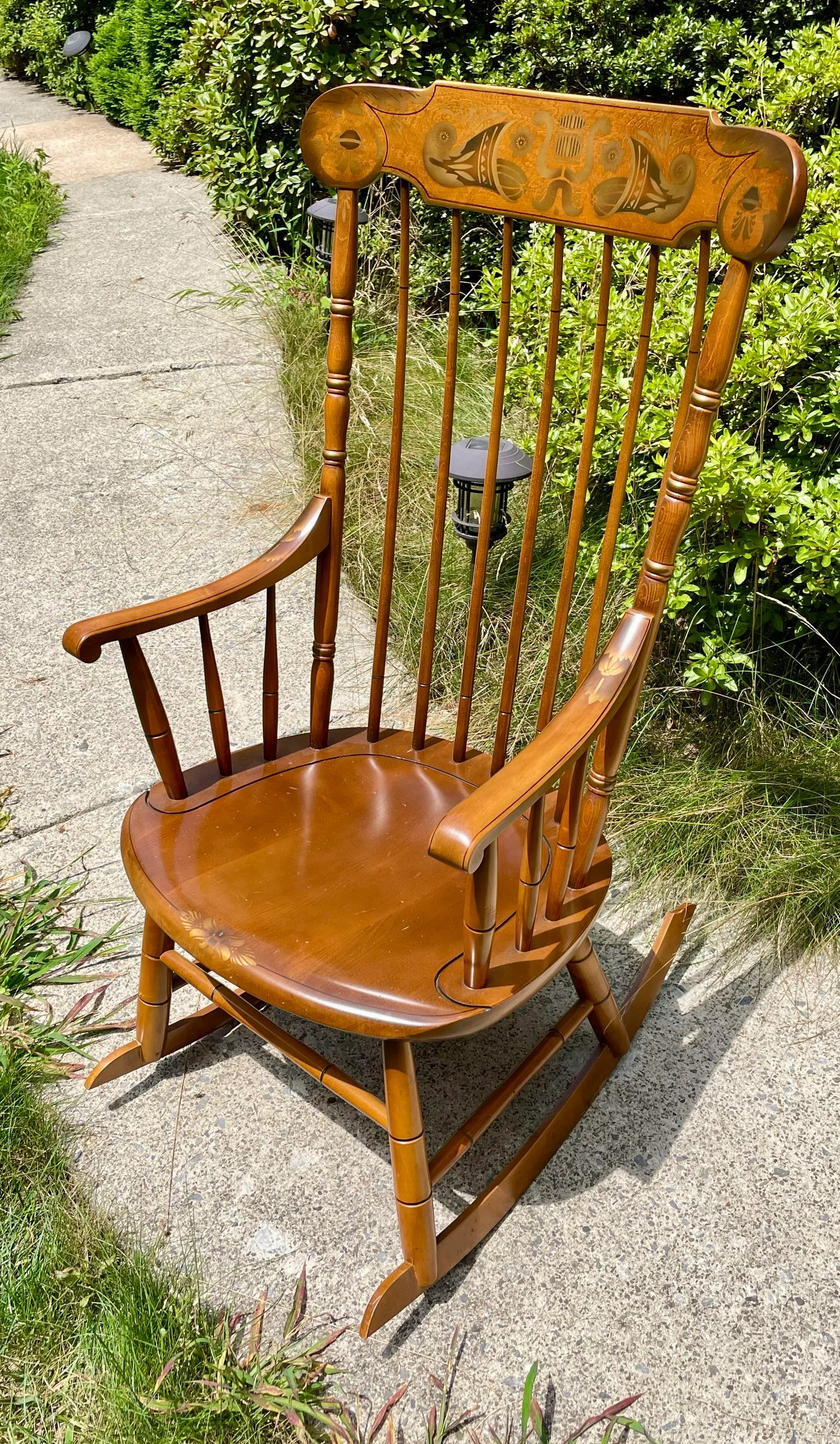 Mid 20th Century Vintage Hitchcock “Faithful” Rocker | Chairish