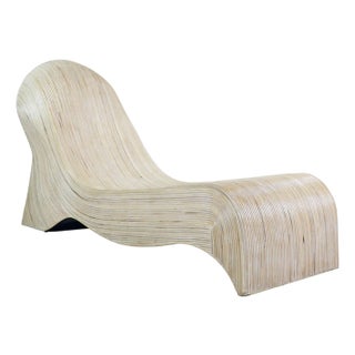 Matthew Izzo Home Stilletto Natural Rattan Lounger For Sale