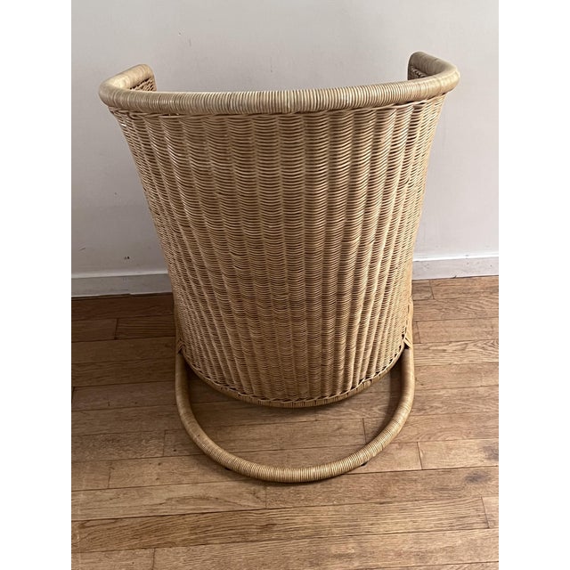 Metal Structure & Rattan Wicker Chair, in Good conditions. Designed 1980 to 1989