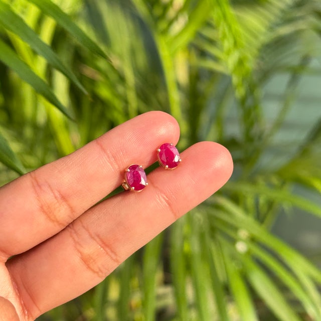 14k Solid Gold 1.82 Carat Natural Ruby Soliatire Stud Earrings for Her- A Pair For Sale - Image 10 of 15