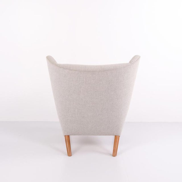 Model AP19 Papa Bear Chair in Light Grey Hallingdal Fabric and Teak attributed to Hans J. Wegner for PP Møbler, 1950s For Sale - Image 4 of 11