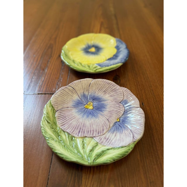Vintage Pair of San Marco Flower Plates, Made in Italy For Sale - Image 4 of 4