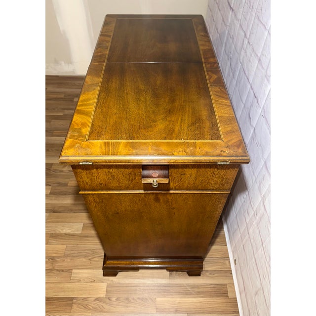 Mid 20th Century Henredon Aston Court Flip Top Server Cart For Sale - Image 9 of 9