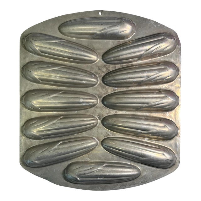 Mid 20th Century Corn Bread Baking Mold For Sale