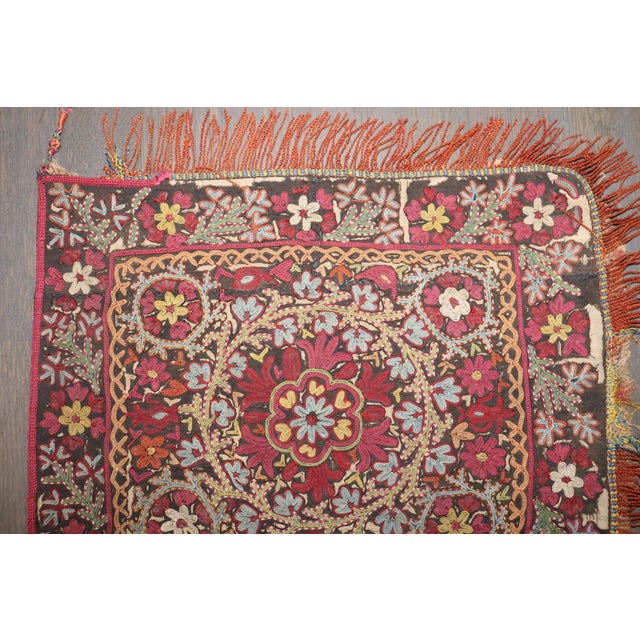 Vintage Suzanni Embroidery rug no. j5119 For Sale - Image 4 of 5
