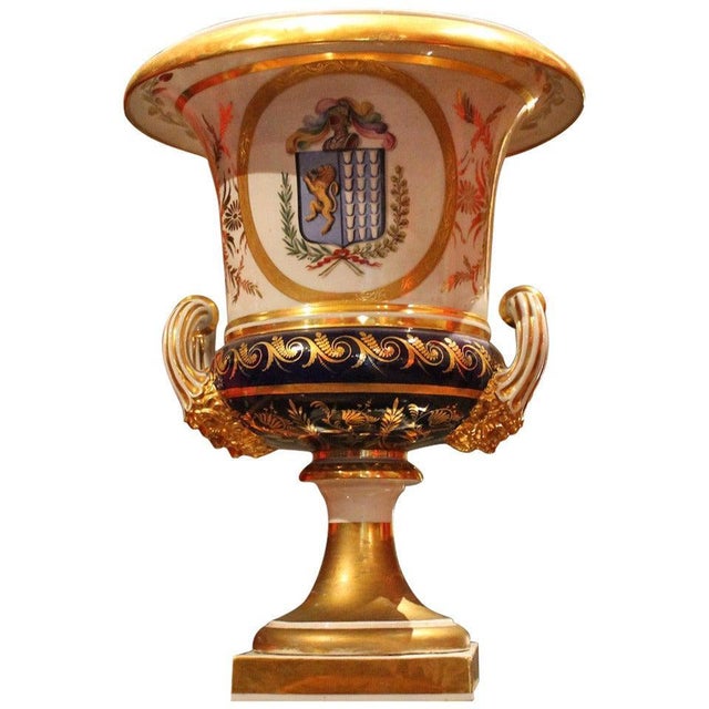 19th Century Italian Ginori Glazed and Parcel Gilt Porcelain Armorial Vase For Sale - Image 17 of 17