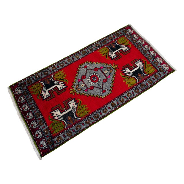 1970s Hand Knotted Turkish Small Rug Decorative Mat for Bathroom - Kitchen and Entryway - 20x40 Inches For Sale - Image 6 of 14