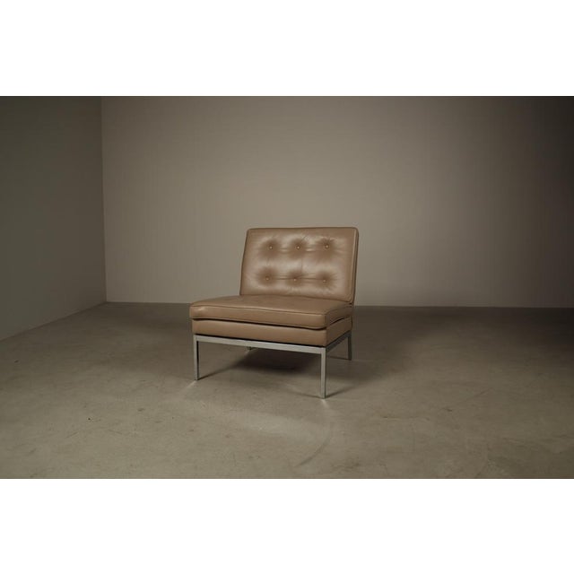 Florence Knoll leather lounge chair 65 for Knoll International. Produced from 1958-1975! This series has exceptional...
