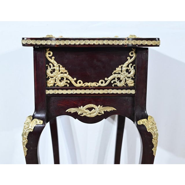 Naploeon III Middle Display Table in Stained Mahogany For Sale - Image 18 of 18