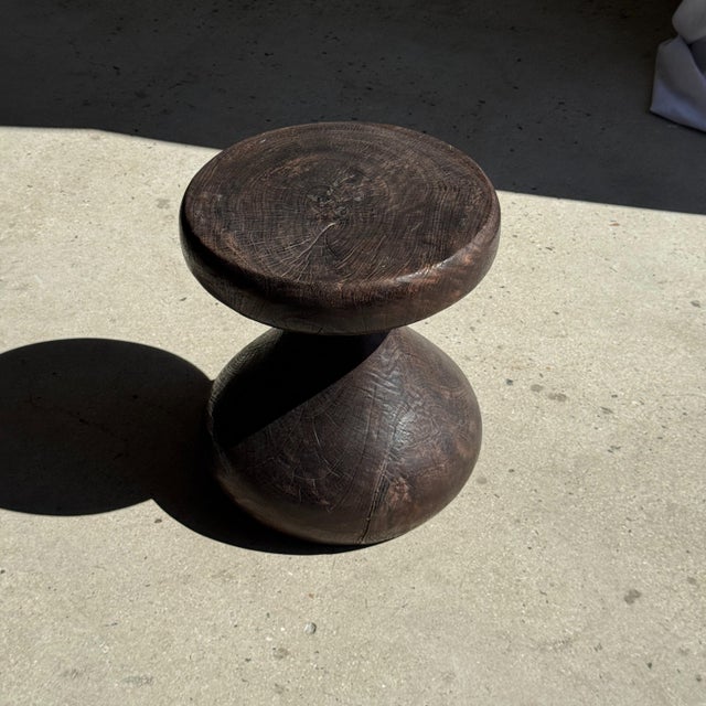 Contemporary Pawn Brown Stool in Mango Wood, 1980s For Sale - Image 3 of 11