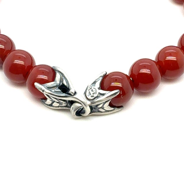 Traditional 1990s David Yurman Carnelian Beads Skull Spiritual Bracelet Silver 8 mm Estate For Sale - Image 3 of 6