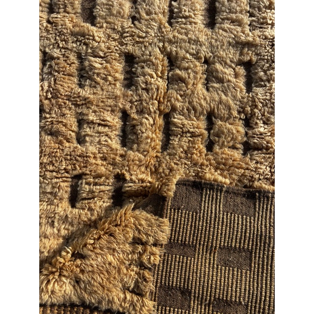 Large Moroccan Mrirt Beni Ouarain Wool Rug, 1990 For Sale - Image 13 of 14