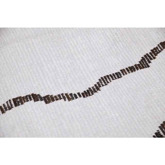 Early 21st Century 21st Century Modern Moroccan Wool Style Rug 7'11"x10'8" For Sale - Image 5 of 7